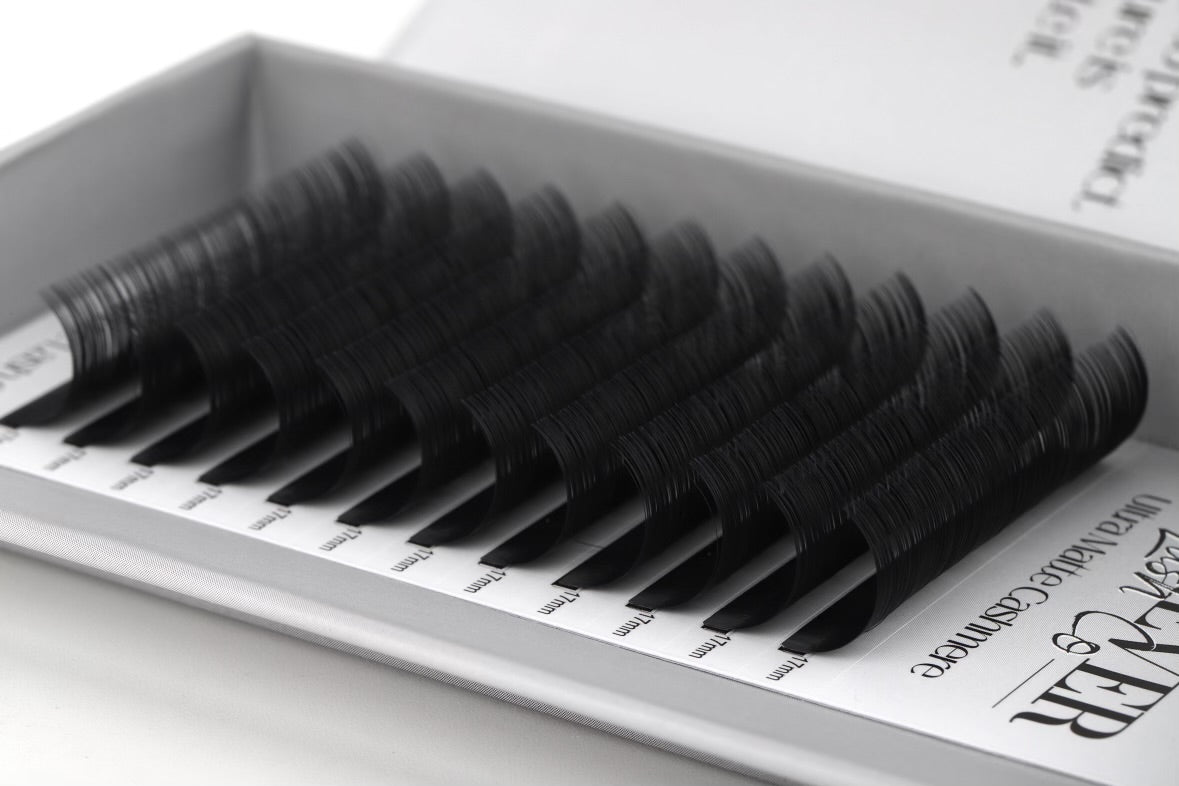 NEW FAVORITE - Ultra Cashmere (Only .02)