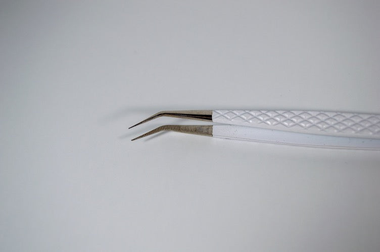 45° Tip Isolation Tweezer